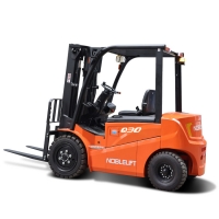 FE4P30/35Q四支點(diǎn)鋰電平衡重叉車(chē)，諾力電動(dòng)叉車(chē)